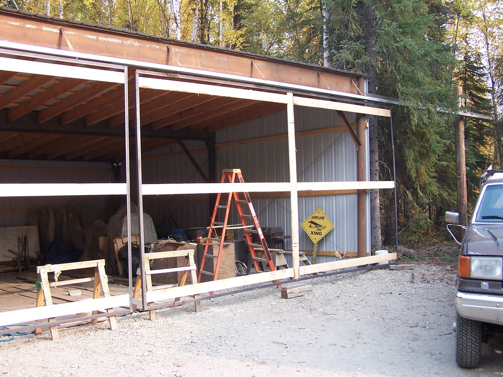 Hangar door North Pole.JPG
