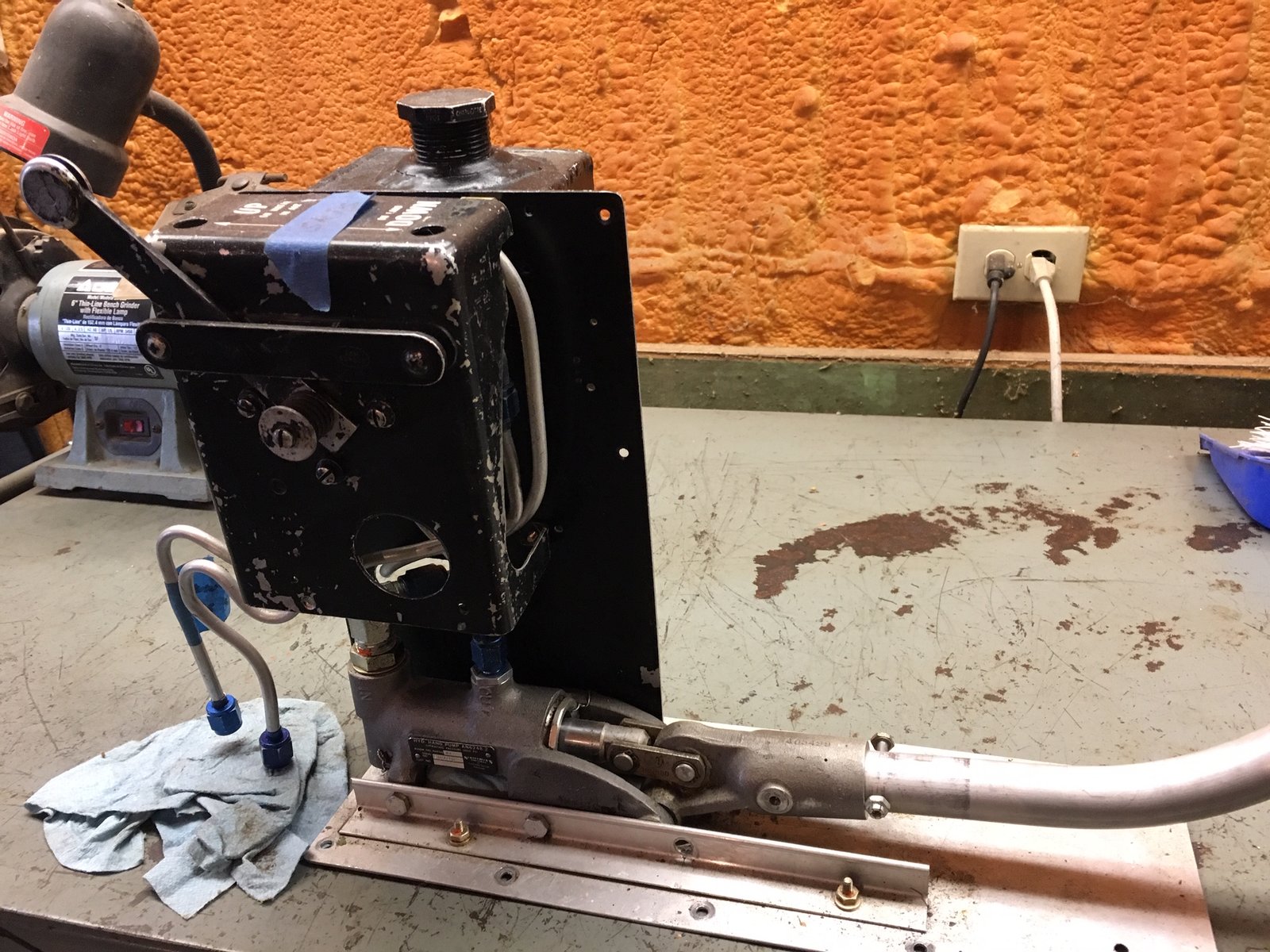 Ski Pump IMG_2154.JPG