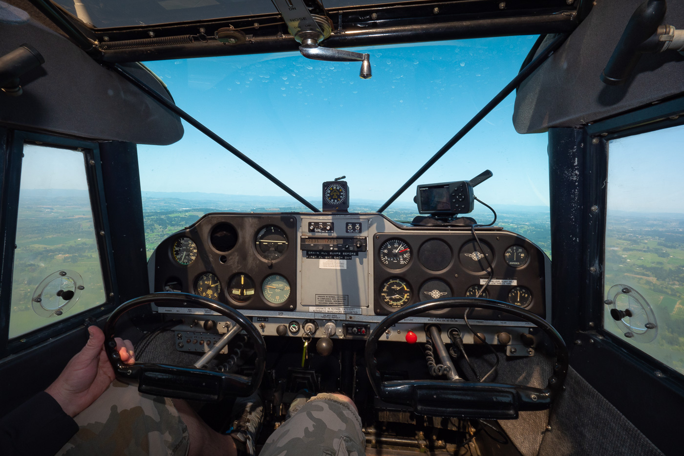 daubby-cockpit2.jpg
